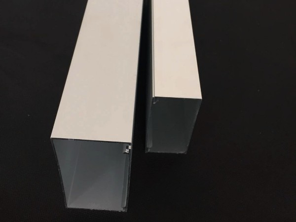 鋁合金線(xiàn)槽是如何選擇型材的